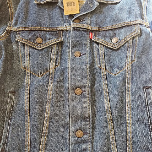 Levi's Denim Jacket - Picture 6 of 16